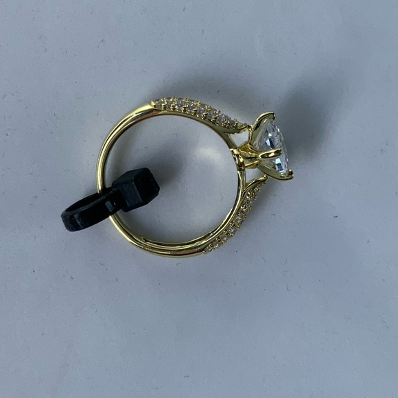 Oval CZ Pavé Band Ring - Picture 3 of 10